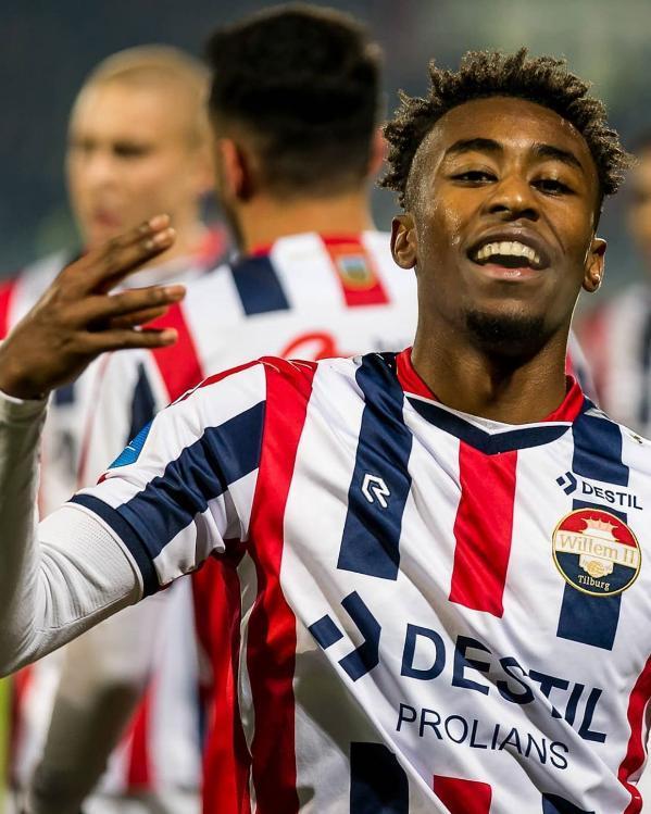 也是在赞誉 也是在赞誉