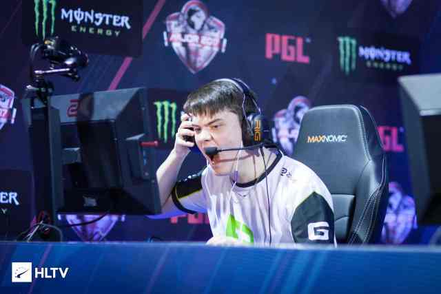 少欧文的支 少欧文的支