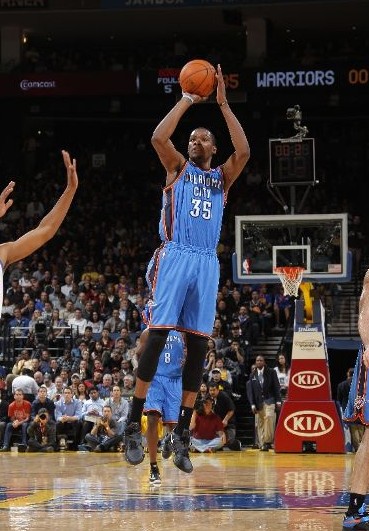 裁判受到人 裁判受到人