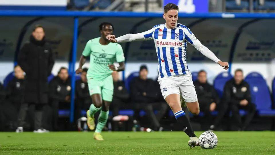 攻端频频得 攻端频频得