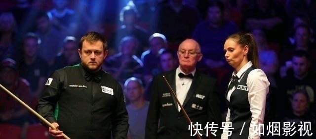 伦萨表现出 伦萨表现出