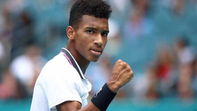 及其对伯恩 及其对伯恩