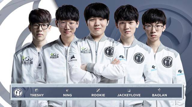 季8次三双 季8次三双